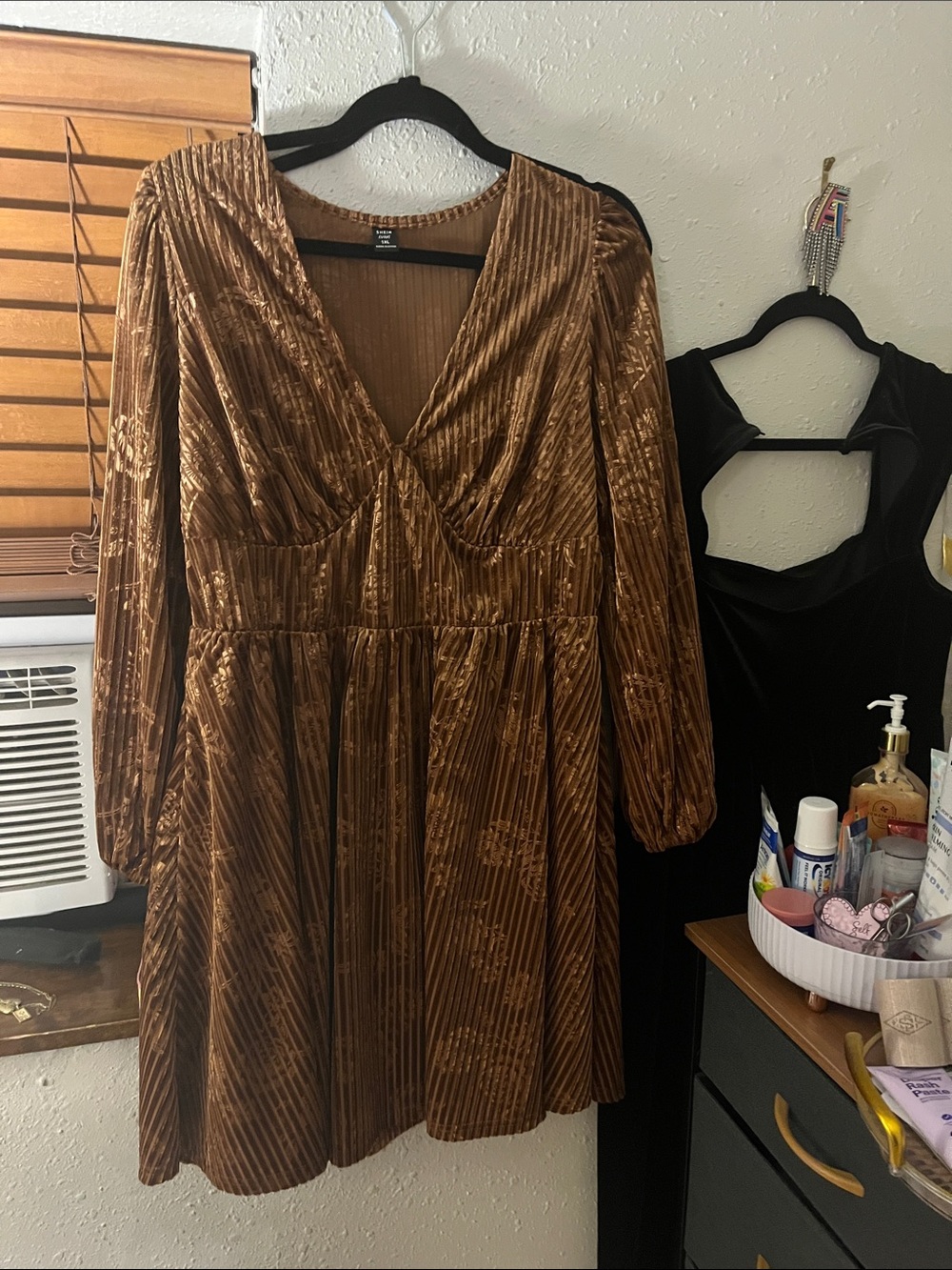 SHEIN Bronze Velvet V-Neck A-Line Mini Dress